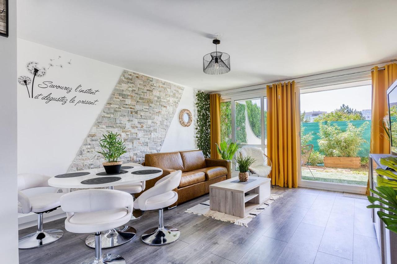Leclat Verdoyant De Noisy - Jardin Luaran gambar