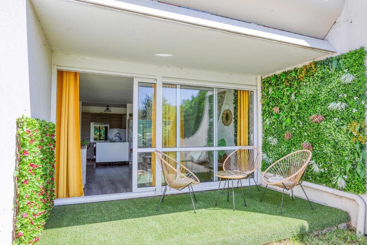 Leclat Verdoyant De Noisy - Jardin Luaran gambar